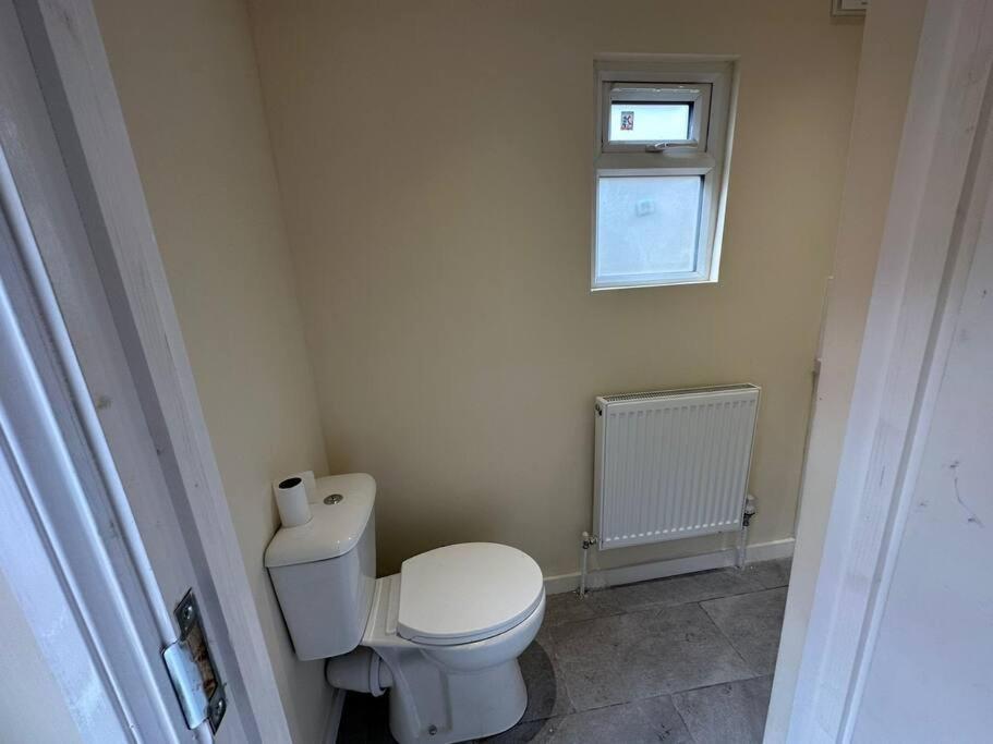 Big 3 Bedroom London House With 2 Bathroom プラムステッド エクステリア 写真