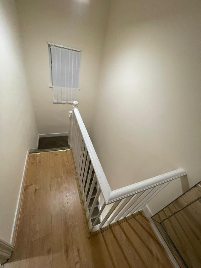 Big 3 Bedroom London House With 2 Bathroom プラムステッド エクステリア 写真