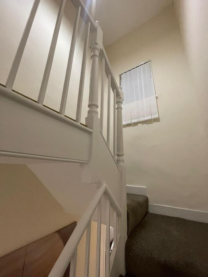 Big 3 Bedroom London House With 2 Bathroom プラムステッド エクステリア 写真
