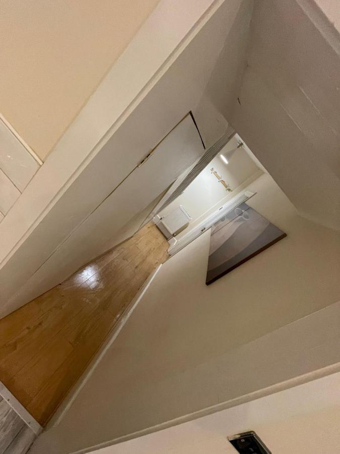 Big 3 Bedroom London House With 2 Bathroom プラムステッド エクステリア 写真